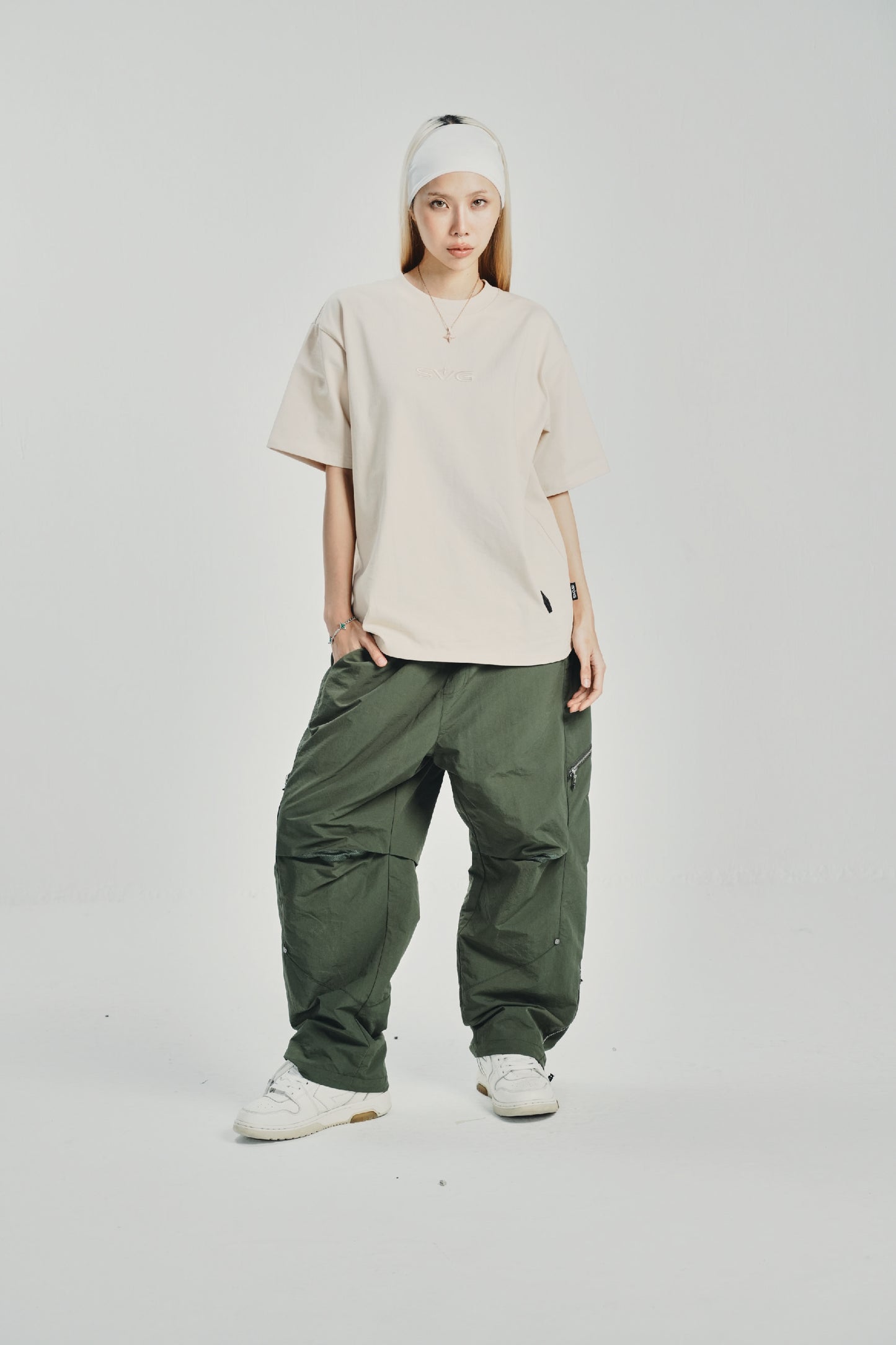Embroidery Victory Beige Tee