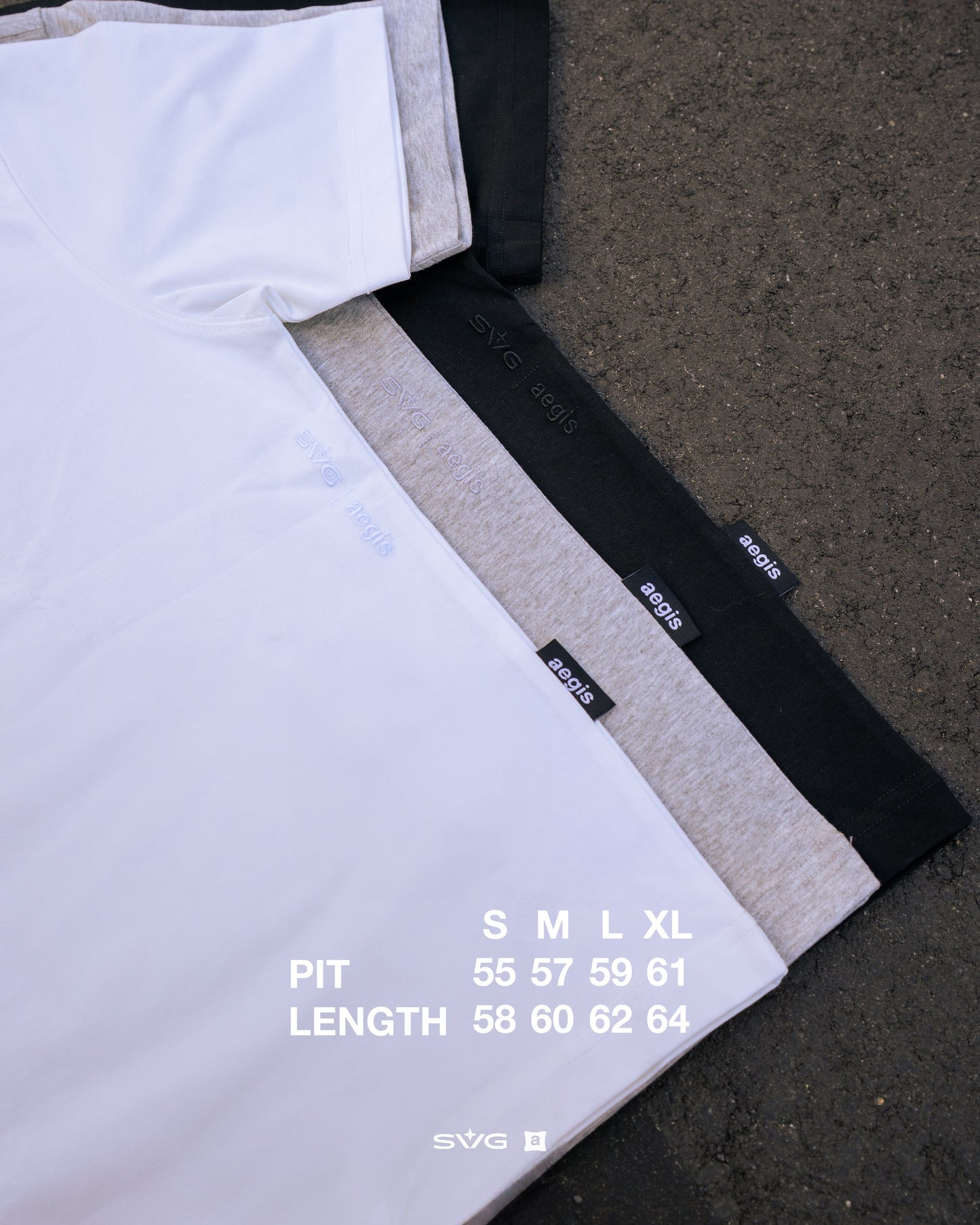 Céleste Black Crop Tee