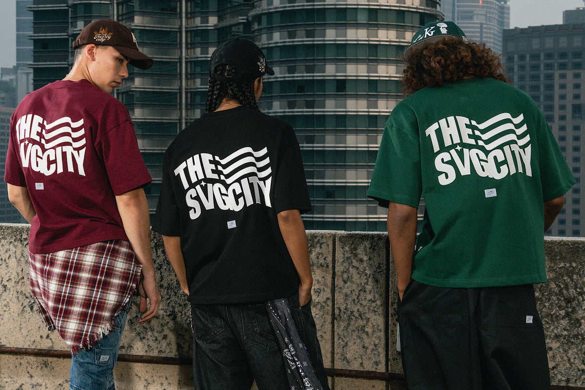 The SVG City Waving Flag Tee Magenta