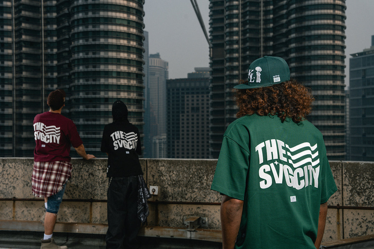 The SVG City Waving Flag Tee Green