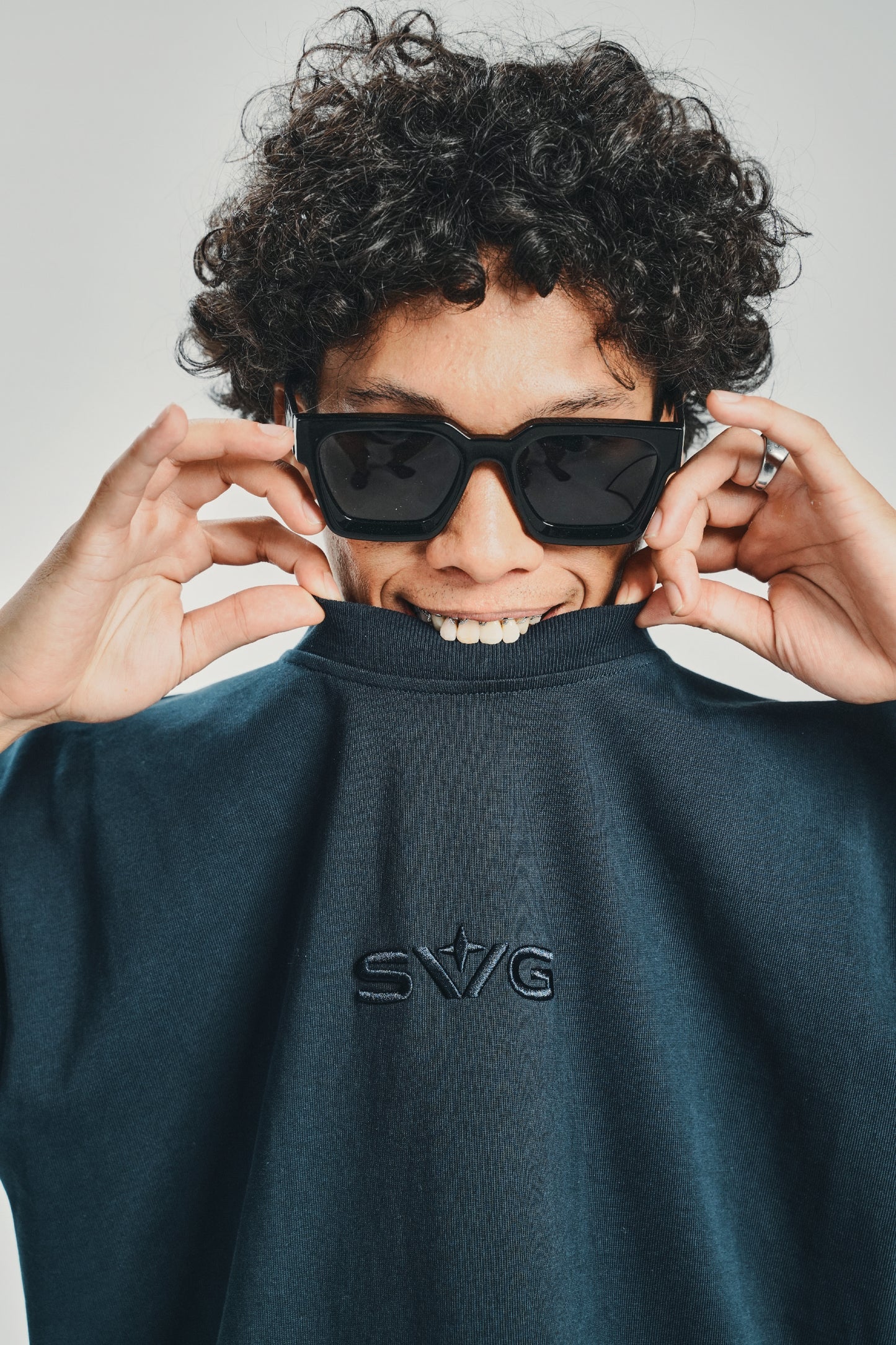 Embroidery Victory NavyBlue Tee