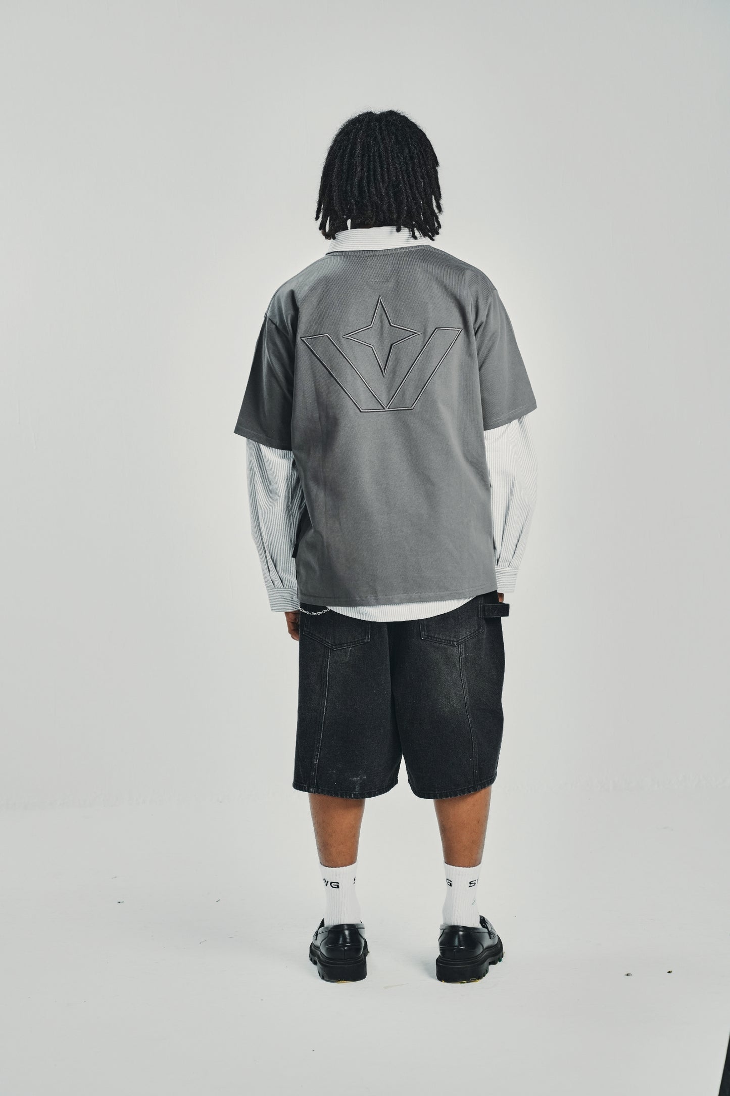 Embroidery Victory Grey Tee