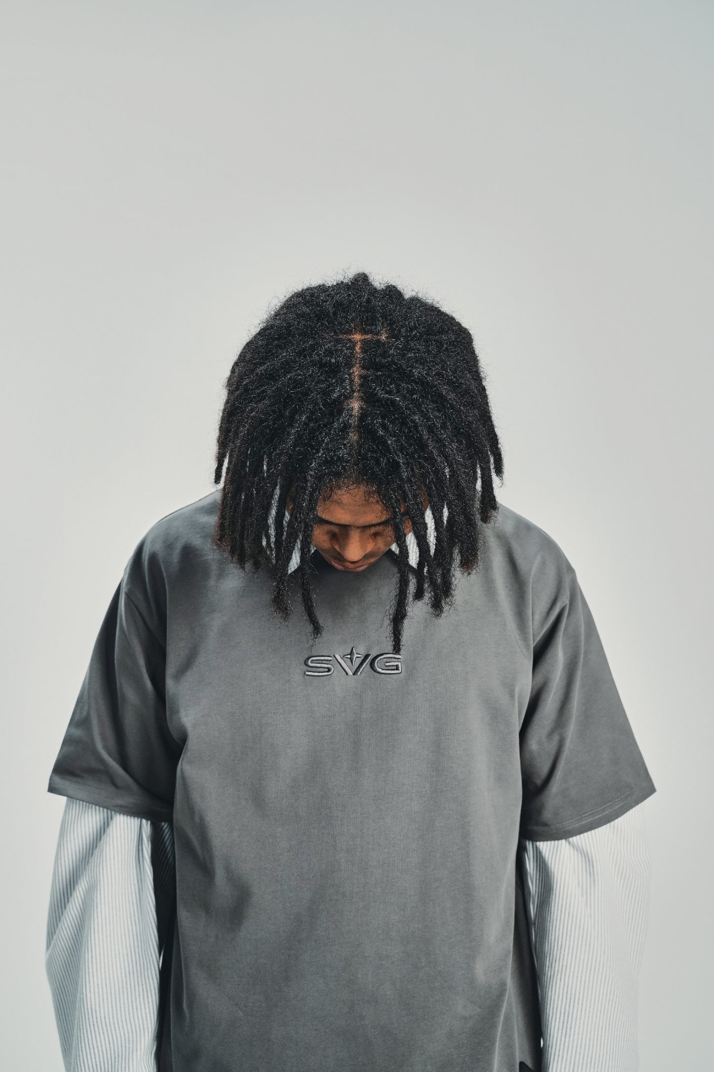 Embroidery Victory Grey Tee